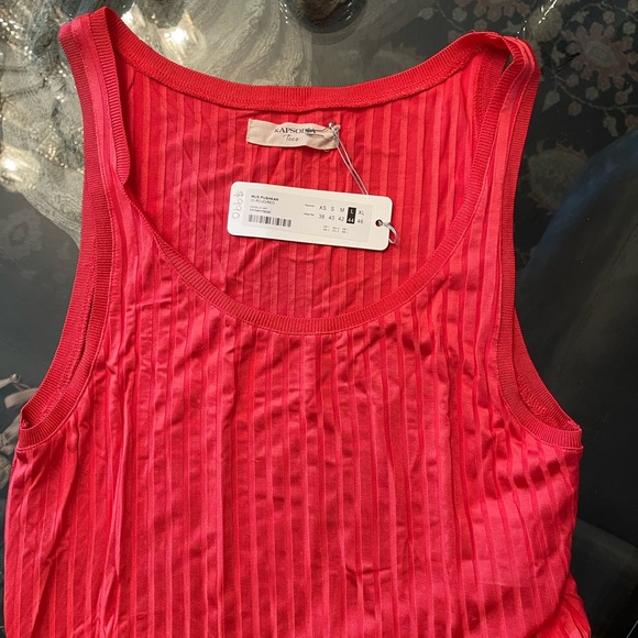 RAPSODIA Red Top - Picture 3 of 9